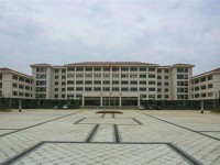 江西省輕工業(yè)高級技工學校報名條件