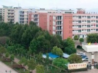 信豐中等專業(yè)學(xué)校簡(jiǎn)介