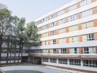 四川工業(yè)貿(mào)易學(xué)校2020年招生計(jì)劃