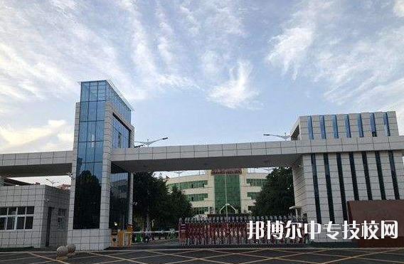 方城縣機(jī)電信息中等職業(yè)學(xué)校校園圖片