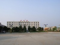唐河縣中等職業(yè)學(xué)校收費(fèi)標(biāo)準(zhǔn),學(xué)費(fèi)多少