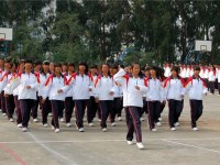 云南省輕工業(yè)學(xué)校汽車維修專業(yè)