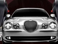 四川希望汽車技師學(xué)院的汽車技術(shù)服務(wù)
