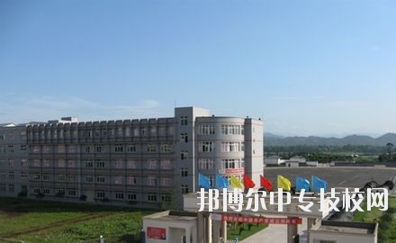 眉山電子職業(yè)技術學校的教室與寢室環(huán)境