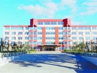 樂山市醫(yī)藥科技學(xué)校師資