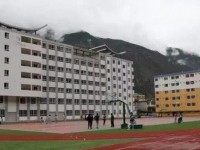 四川省甘孜衛(wèi)生學(xué)校農(nóng)村醫(yī)學(xué)專業(yè)介紹
