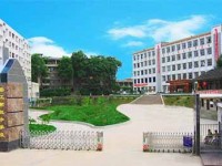 重慶市墊江縣第一職業(yè)中學校地址在哪里