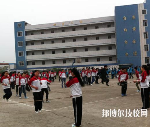 榮縣樂(lè)德職業(yè)中學(xué)校6