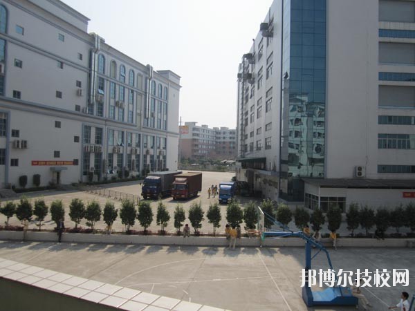 榮縣樂德職業(yè)中學(xué)校4