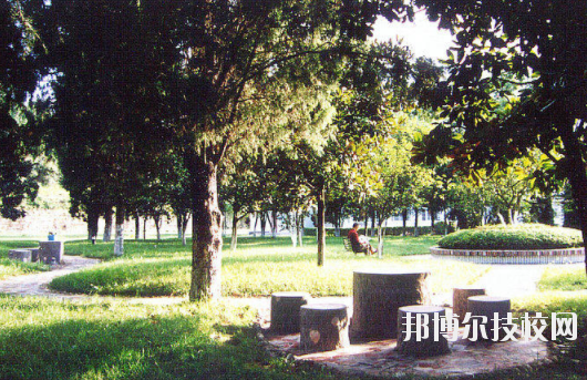 綿陽職業(yè)技術(shù)學(xué)院中專部2