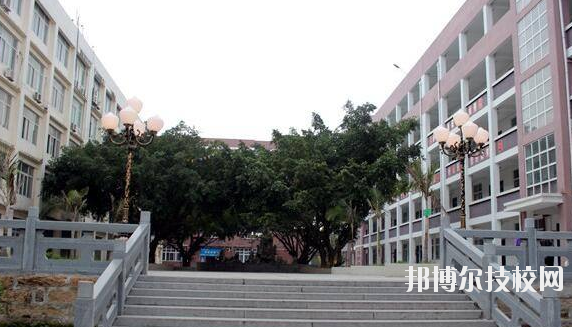 石家莊市第一職業(yè)中專(zhuān)學(xué)校怎么樣、好不好