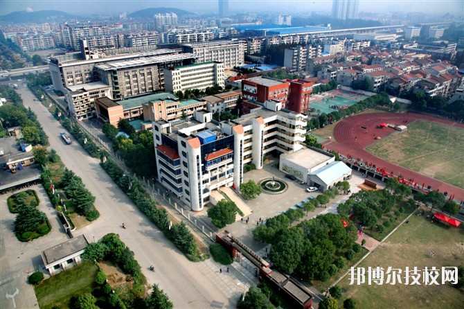 武漢東西湖職業(yè)技術(shù)學(xué)校2020年招生簡(jiǎn)章