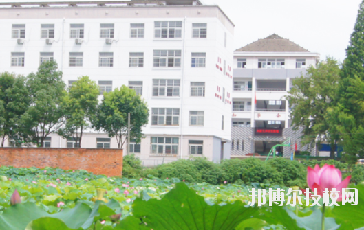 宣城市理工學(xué)校3