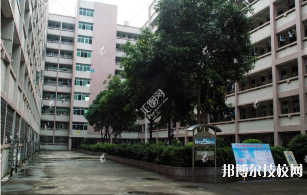 陜西石油化工學(xué)校2020年報名條件、招生要求、招生對象