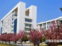湖北信息工程學(xué)校2023年招生辦聯(lián)系電話