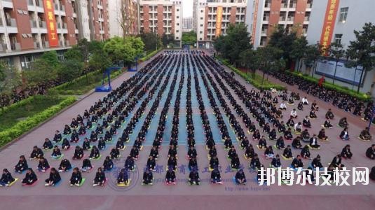 成都華商理工職業(yè)學(xué)校2020年招生辦聯(lián)系電話