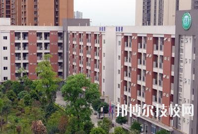 成都華商理工職業(yè)學(xué)校地址在哪里