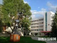 昆明財(cái)經(jīng)商貿(mào)學(xué)校2020年招生辦聯(lián)系電話