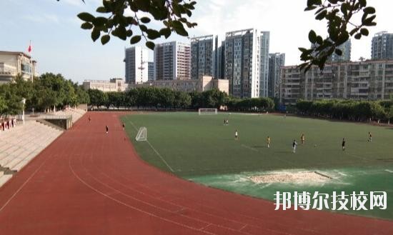 重慶渝北職業(yè)教育中心2020年報名條件、招生要求、招生對象