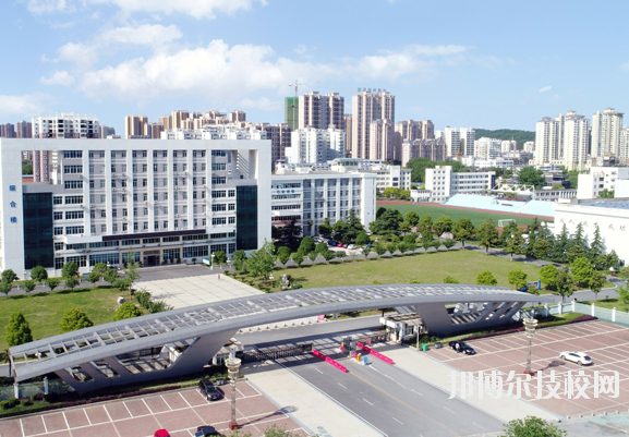 湖北信息工程學(xué)校地址在哪里