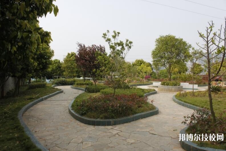 貴州興仁民族職業(yè)技術(shù)學校地址在哪里