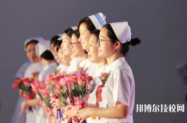 溫州護(hù)士學(xué)校2020年學(xué)費、收費標(biāo)準(zhǔn)