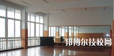 四川現(xiàn)代藝術學校2020年報名條件、招生要求、招生對象