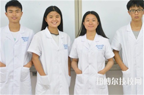 成都成醫(yī)一附院護(hù)士學(xué)校2020年報(bào)名條件、招生要求、招生對(duì)象