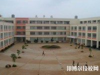 嵩明職業(yè)高級(jí)中學(xué)2020年招生辦聯(lián)系電話