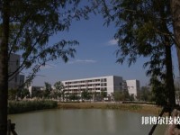 湖州中等衛(wèi)生專業(yè)學(xué)校網(wǎng)址網(wǎng)站
