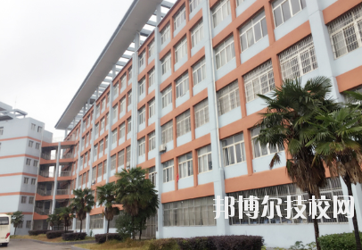 南昌理工職業(yè)中等專業(yè)學校2020年報名條件、招生要求、招生對象 