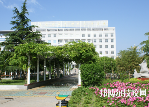 安徽省淮北衛(wèi)生學(xué)校3