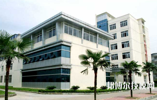 江西化學(xué)工業(yè)技工學(xué)校怎么樣、好不好