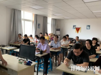 武漢長江職業(yè)中等專業(yè)學校2023年招生辦聯(lián)系電話