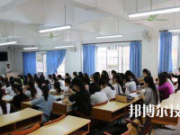 梧州衛(wèi)生學(xué)校2020年宿舍條件