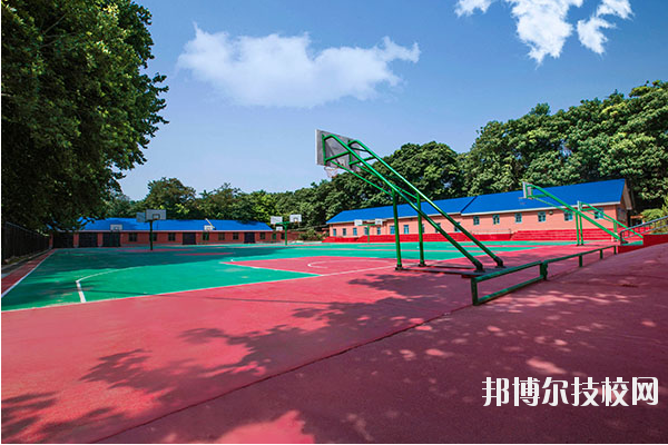 西安鐵道職業(yè)學(xué)校2020年報(bào)名條件、招生要求、招生對象