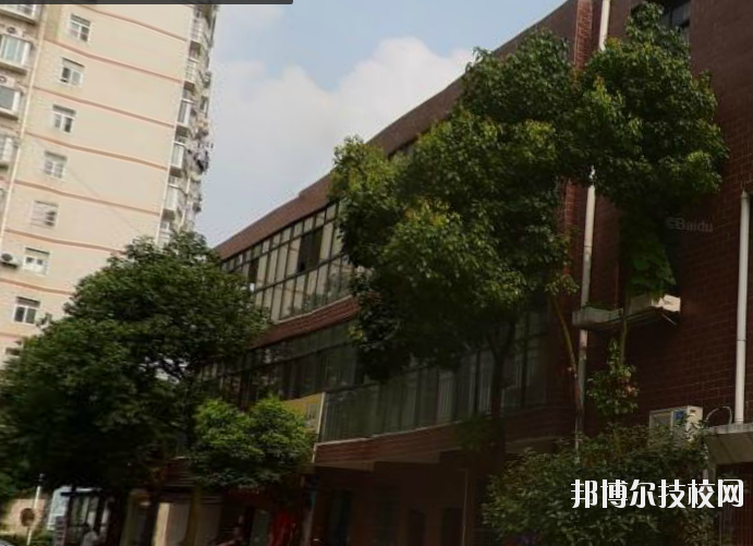 武漢應(yīng)用科技學(xué)校5