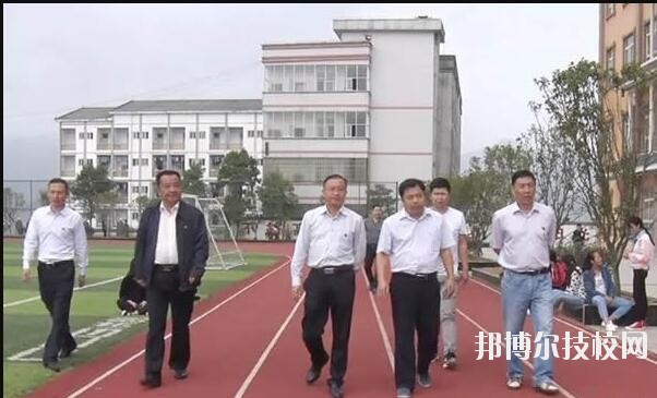 丹寨民族職業(yè)技術(shù)學(xué)校2020年報(bào)名條件、招生要求、招生對(duì)象
