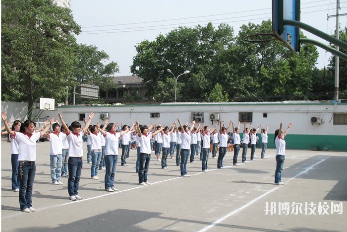 西安利君醫(yī)藥技工學(xué)校2020年報(bào)名條件、招生要求、招生對(duì)象 