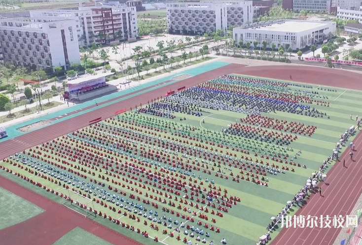 宜昌市機(jī)電工程學(xué)校5