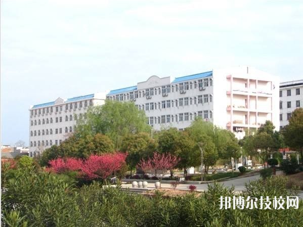 麻城工業(yè)學(xué)校2020年有哪些專(zhuān)業(yè)