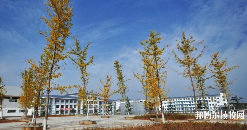 銅仁交通學校2020年學費、收費多少