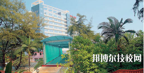 廣西理工職業(yè)技術(shù)學(xué)校2020年招生辦聯(lián)系電話