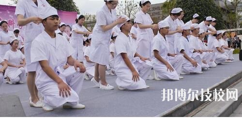 畢節(jié)衛(wèi)生學(xué)校2020年有哪些專業(yè)
