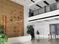 贛州電子工業(yè)技術(shù)學校2023年招生辦聯(lián)系電話