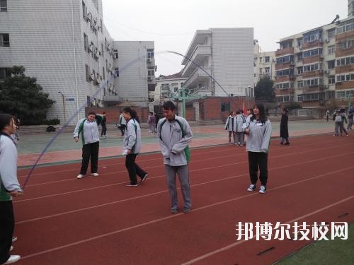 西安市商貿(mào)旅游成人中等專業(yè)學(xué)校2020年報名條件、招生要求、招生對象