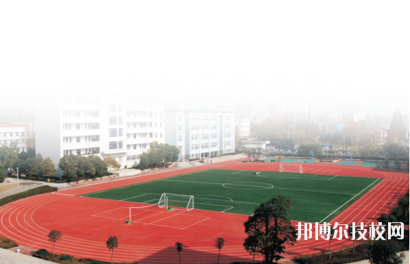 武漢黃陂職業(yè)技術(shù)學(xué)校2020年招生辦聯(lián)系電話