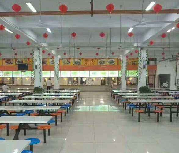 南京航空技工學校食堂情況