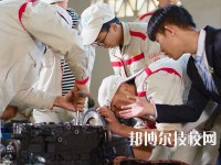 云南新西南技工學(xué)校2020年招生辦聯(lián)系電話