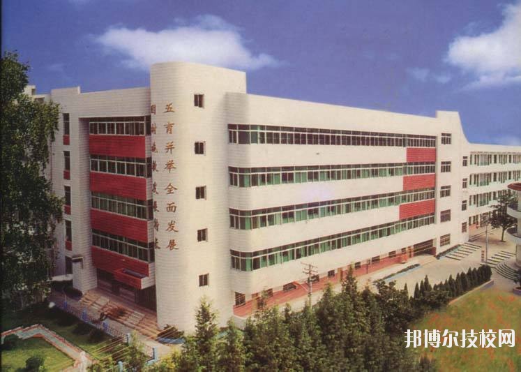 安陸中等職業(yè)技術(shù)學(xué)校2020年招生辦聯(lián)系電話